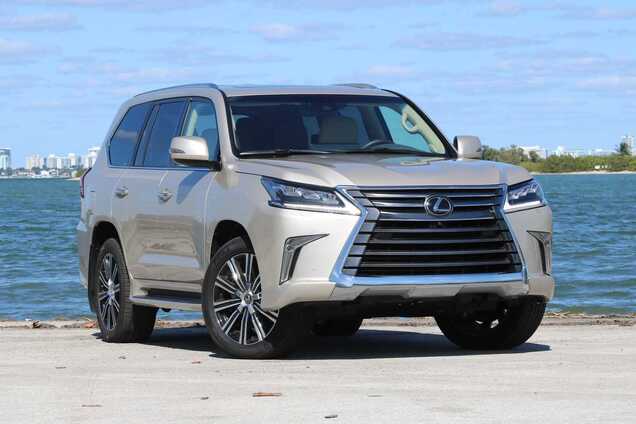 Не хватает роскоши: американцев уже не устраивает Lexus LX