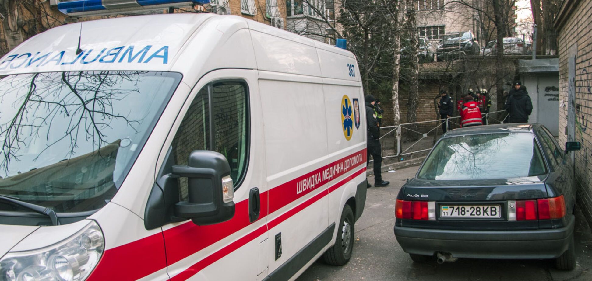 В Киеве в подвале нашли труп и мужчину без сознания