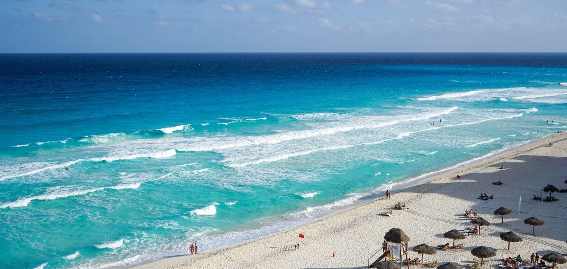 В Мексике оказавшееся на берегу существо поразило местных жителей