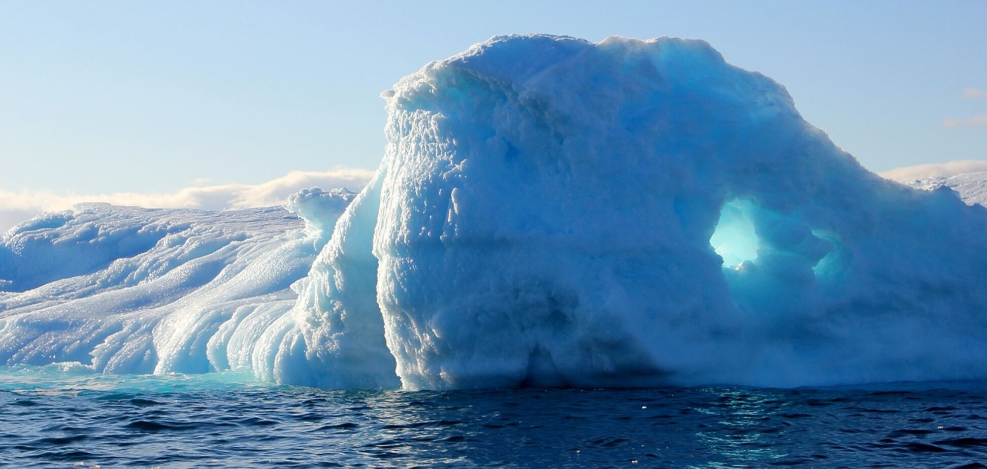 Гренландия захотела нажиться на тающих ледниках