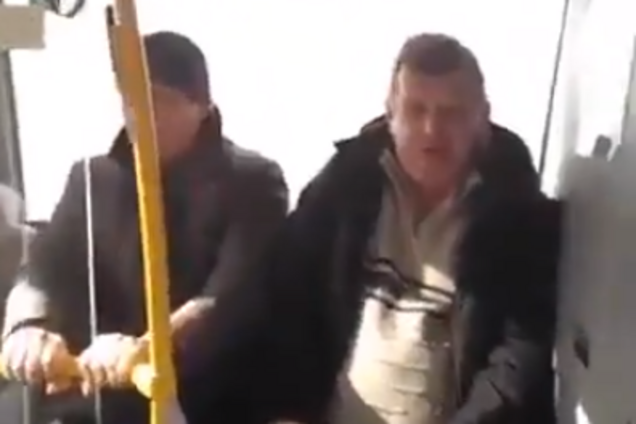 "Окраина России!" Житель Донбасса устроил разборки в автобусе с воином ВСУ. Видео возмутило украинцев