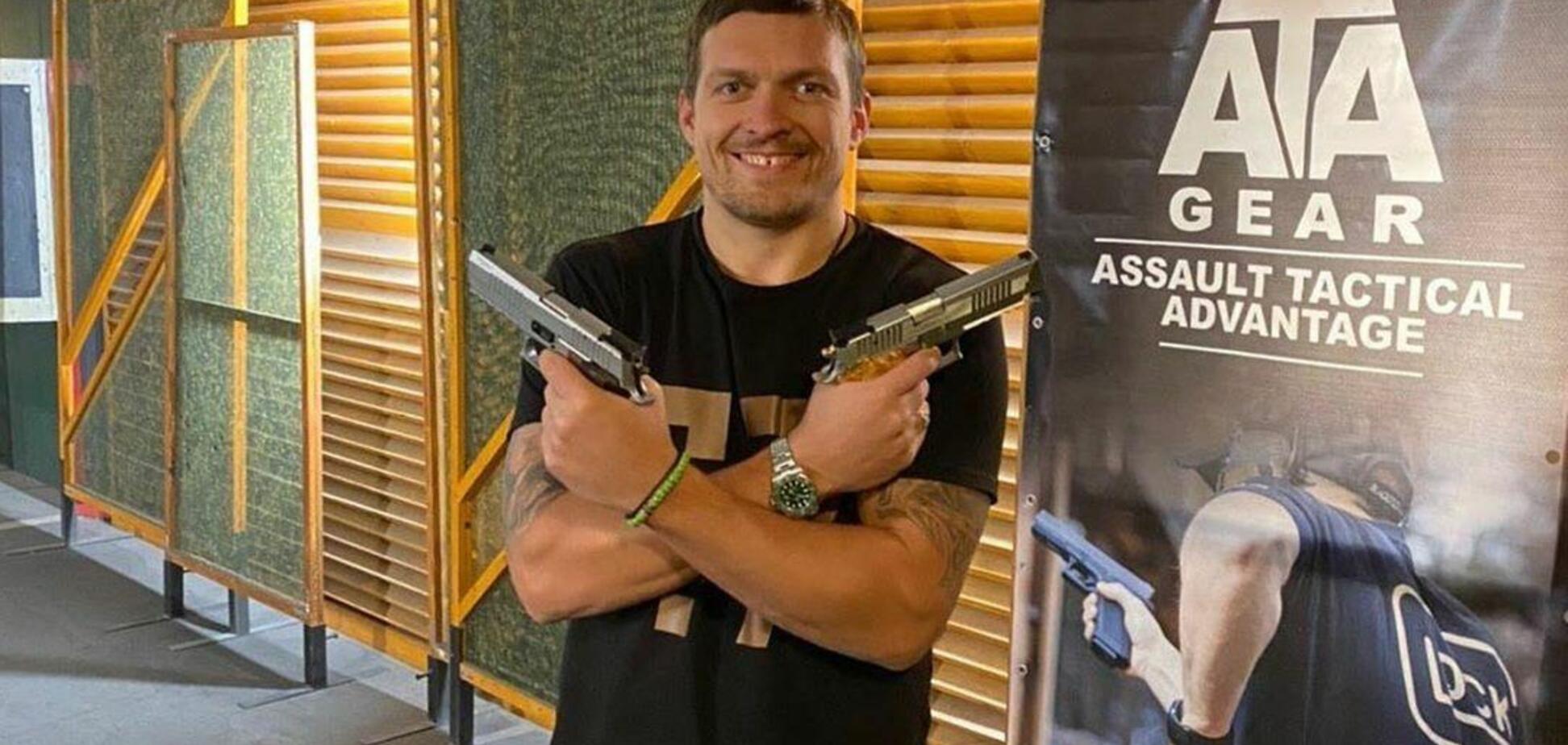 Усик приехал в Симферополь и показал, чей Крым