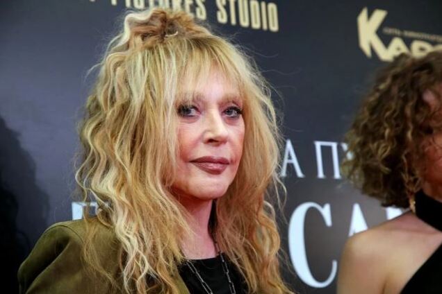 Гарри – не сын Галкина? В росСМИ заговорили о юном любовнике Пугачевой