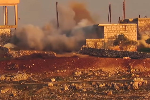 Ударили ракетою: відео розгрому союзників Путіна в Сирії потрапило в мережу