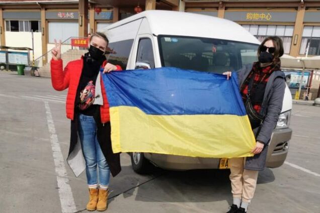 Українці з Уханя: евакуація як вивезення ядерних відходів