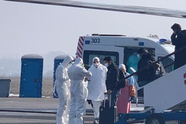 Евакуація з Китаю: не судіть усіх по вчинкам провокаторів