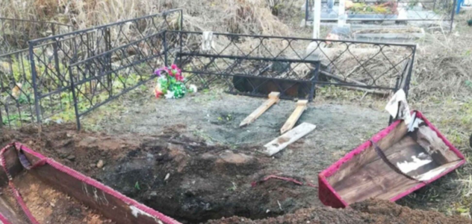На Волыни мужчина разрывал могилы ради денег: суд вынес решение