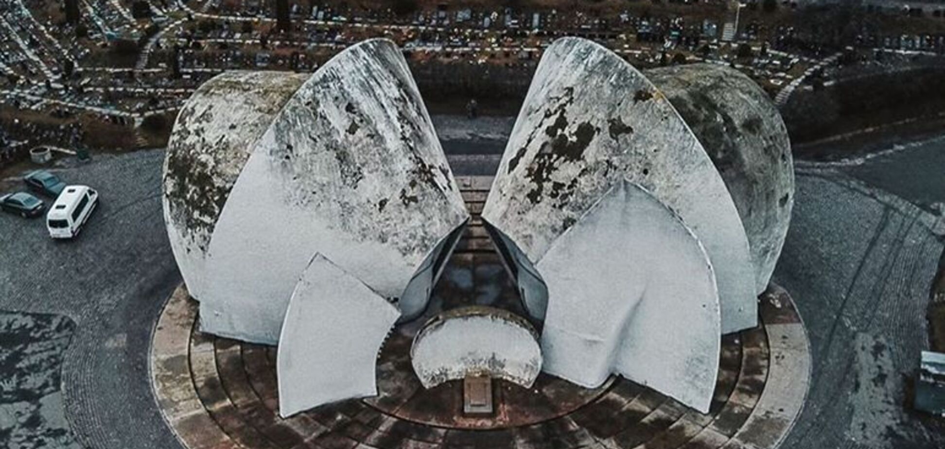 Київський крематорій