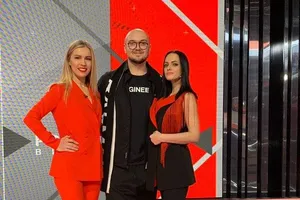 СВЯТОСЛАВ LOOKINICH - vs - OLGA ZOV