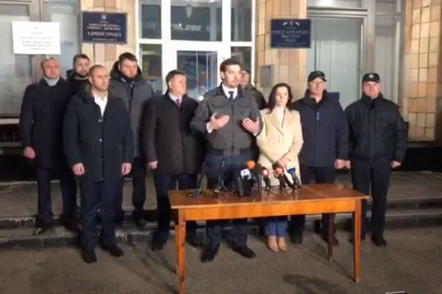 'У нас был план В, план С': Гончарук остался довольным проведенной эвакуацией. Видео