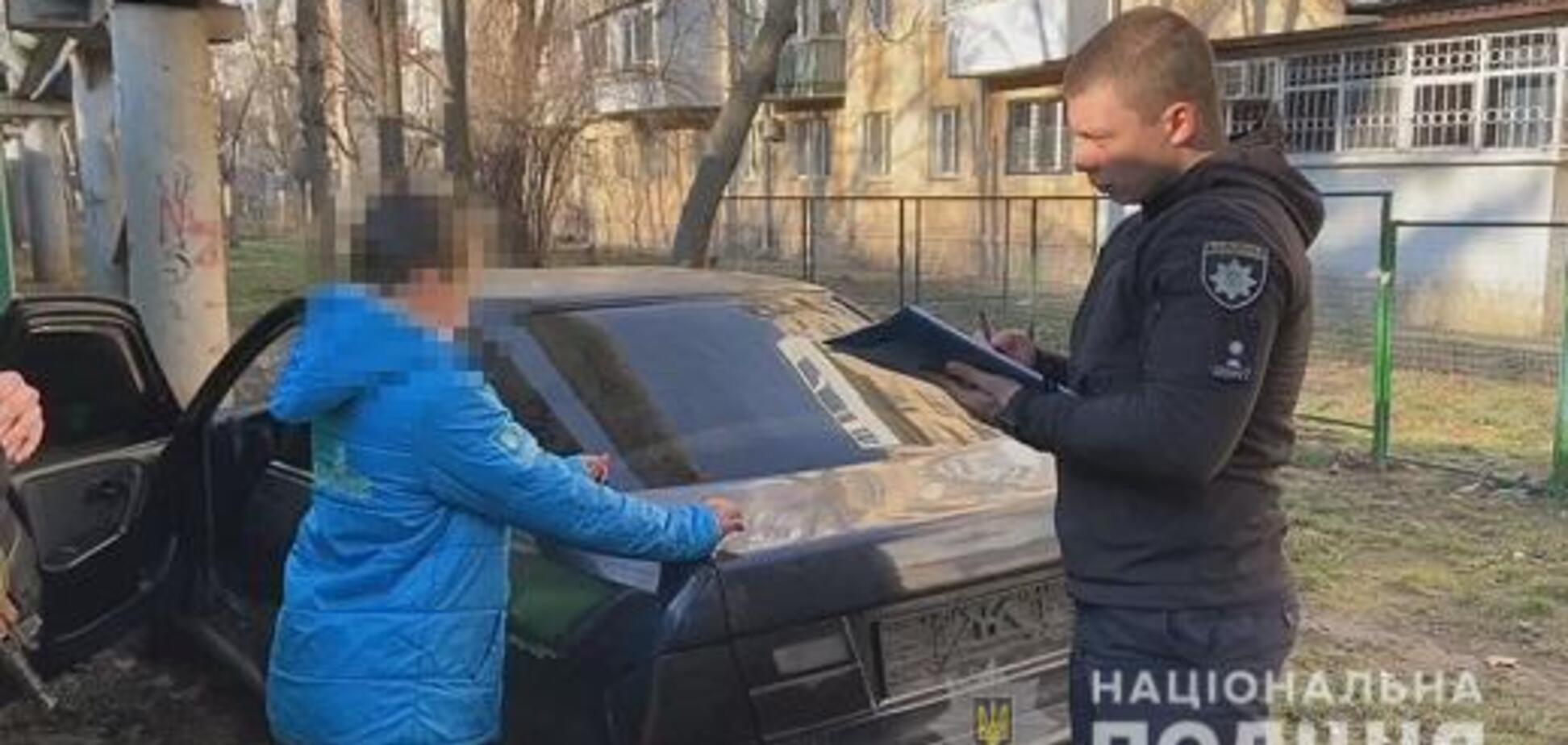 Хотів покататися: в Одесі хлопчик викрав авто і заснув