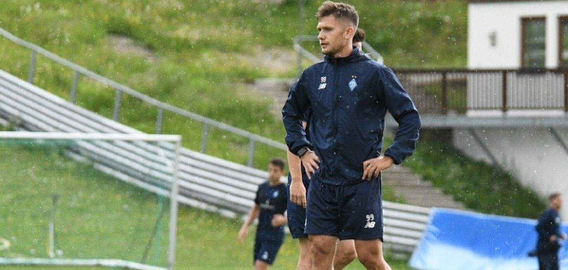 Футболист в 'Динамо' сыграл за год 30 минут и заработал 1,6 млн евро