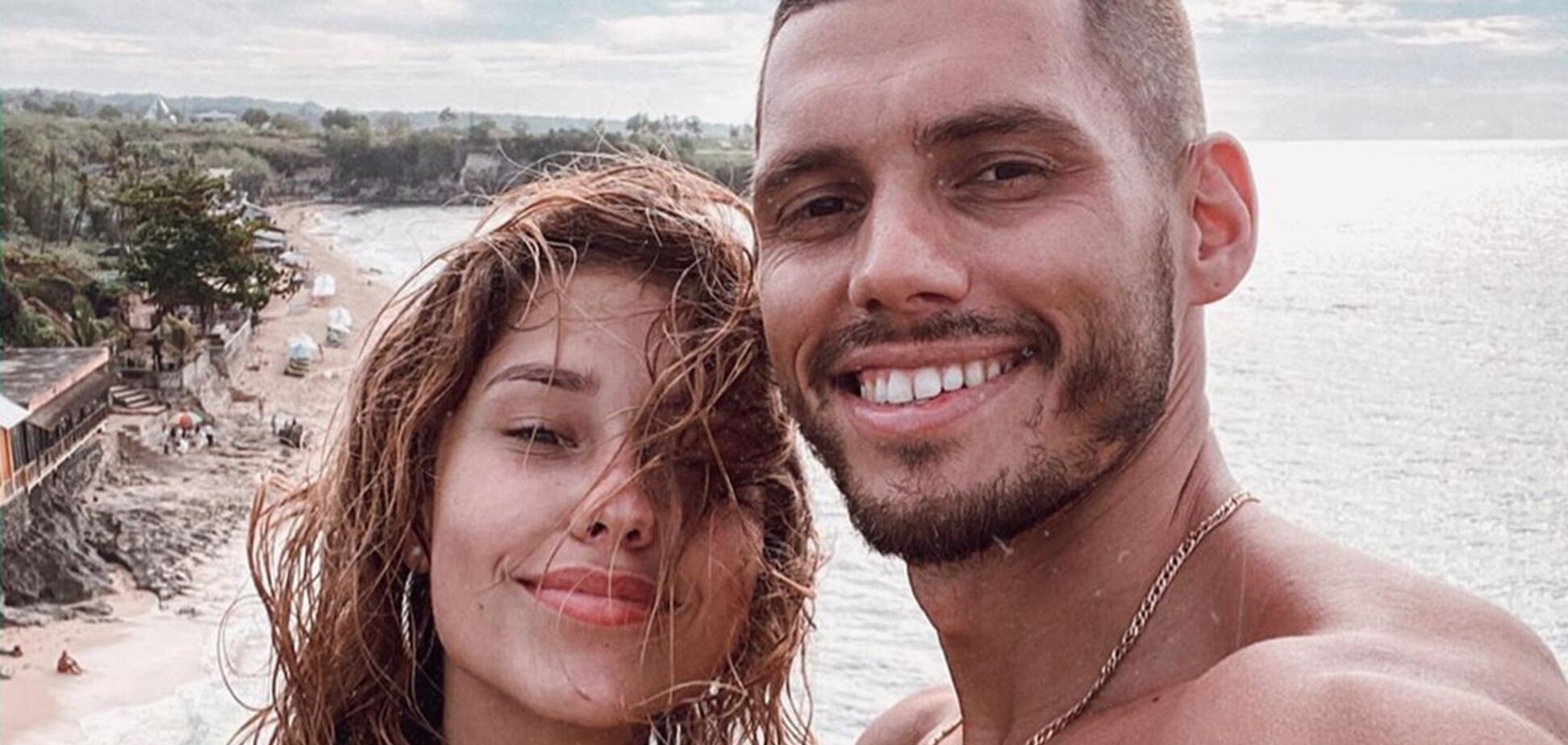 'Холостяк' Добринын и его невеста вызвали ажиотаж интимным фото