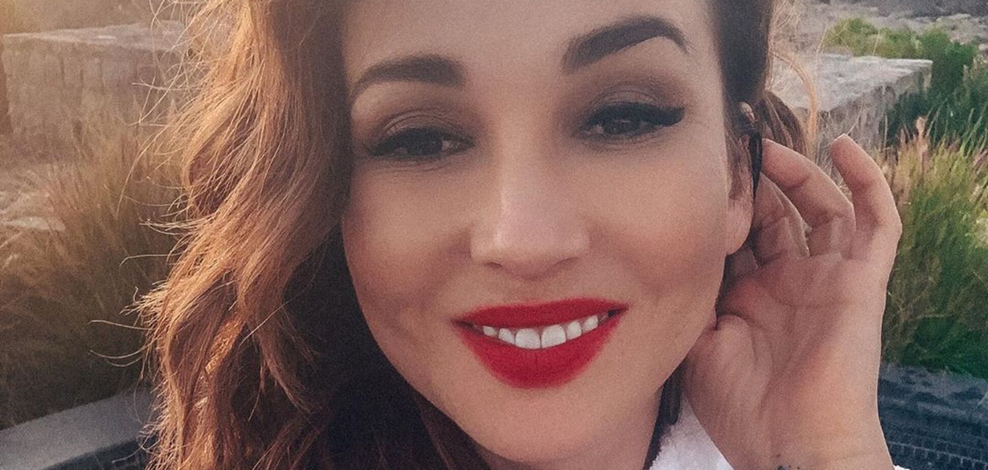 Гола Чехова нарвалася на критику через відверте фото