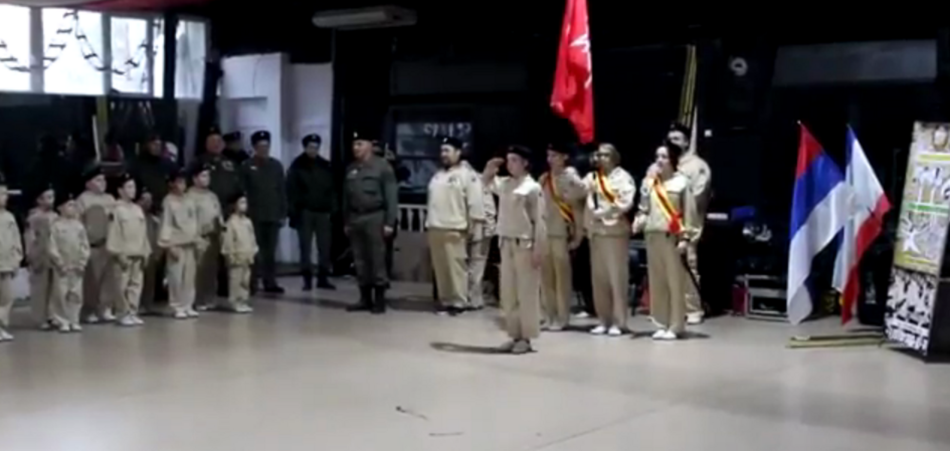 Детей в Крыму заставили петь песню о присяге России