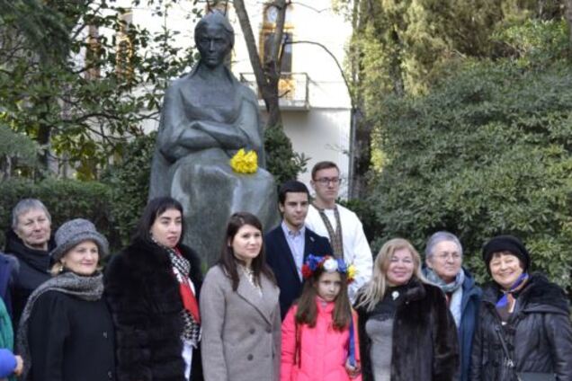 149 лет со дня рождения Леси Украинки: школьники в Крыму поразили поступком