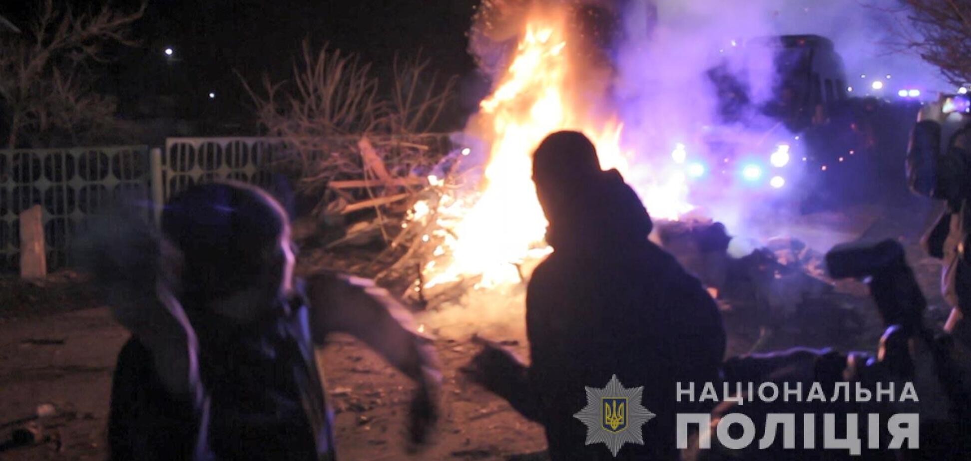 Беспорядки в Новых Санжарах: полиция 'отменила' арест подозреваемых