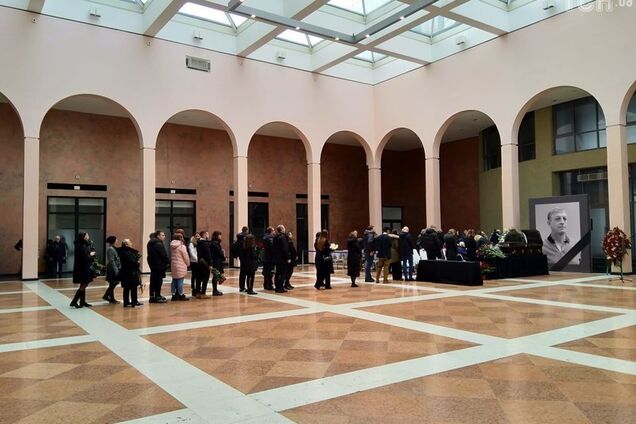 В Киеве попрощались с застреленным у Кожары Старицким