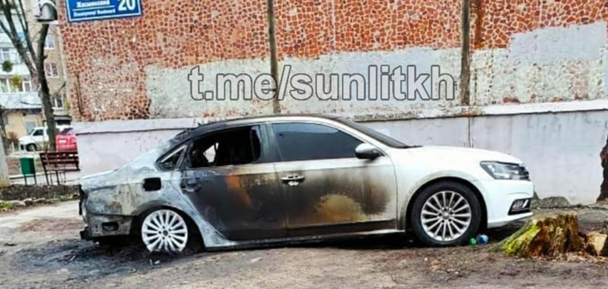 В Харькове сожгли авто активиста Вячеслава Ряднова