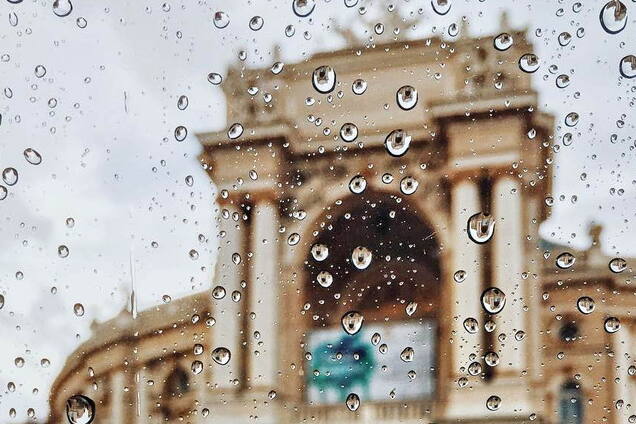 Пасмурно и дождливо: синоптики предупредили Одессу о скверной погоде