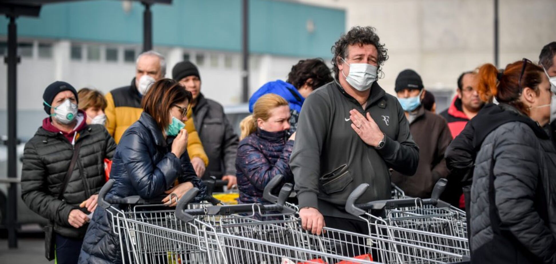 В Італії коронавірус спалахнув із новою силою: рахунок на сотні