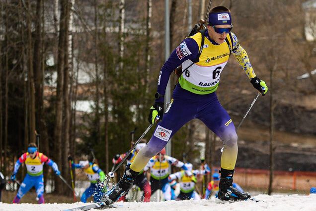 Пидручный финишировал с флагом Украины: 'золотое' видео ЧЕ по биатлону