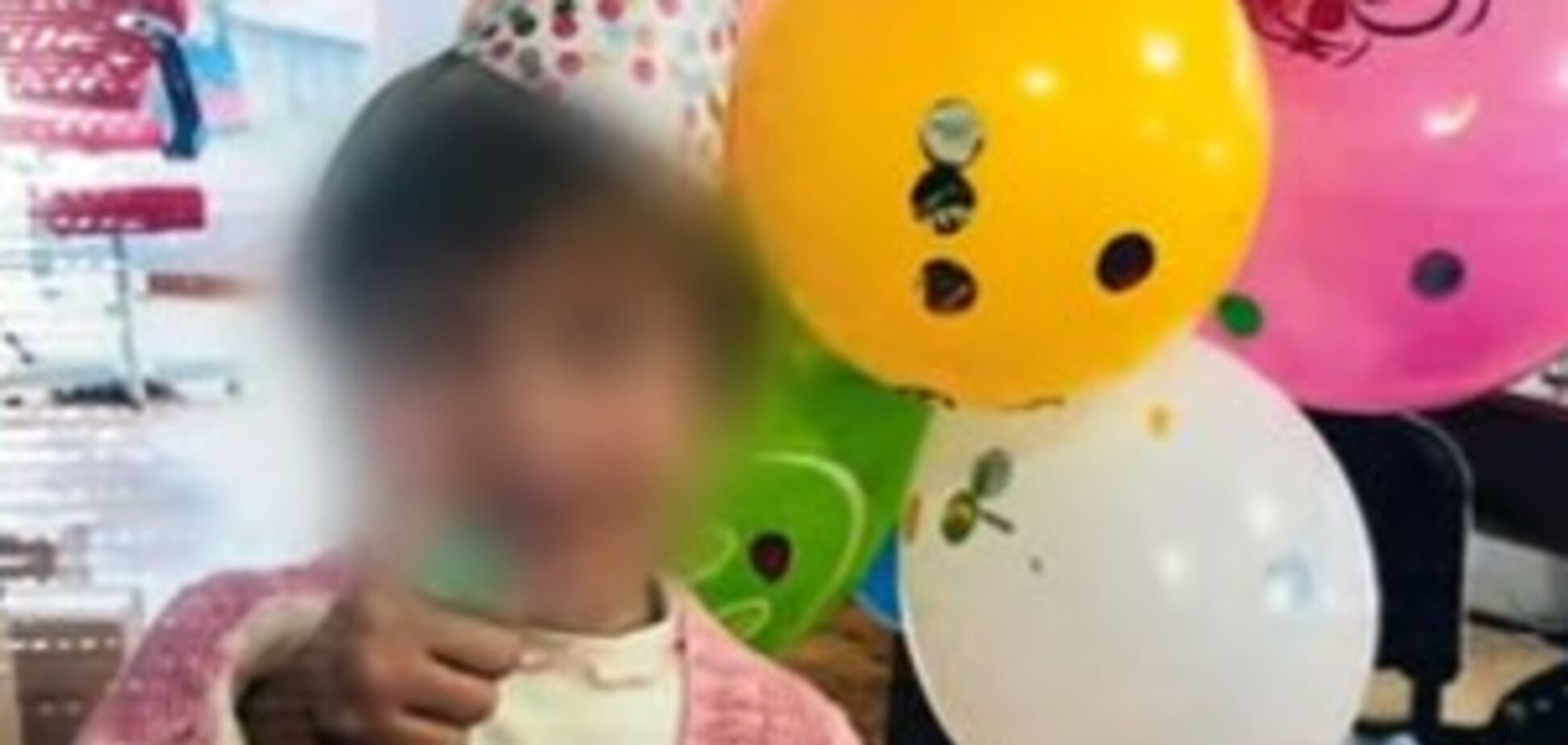 На Прикарпатье 7-летнюю девочку развращали три родных брата. Видео 18+