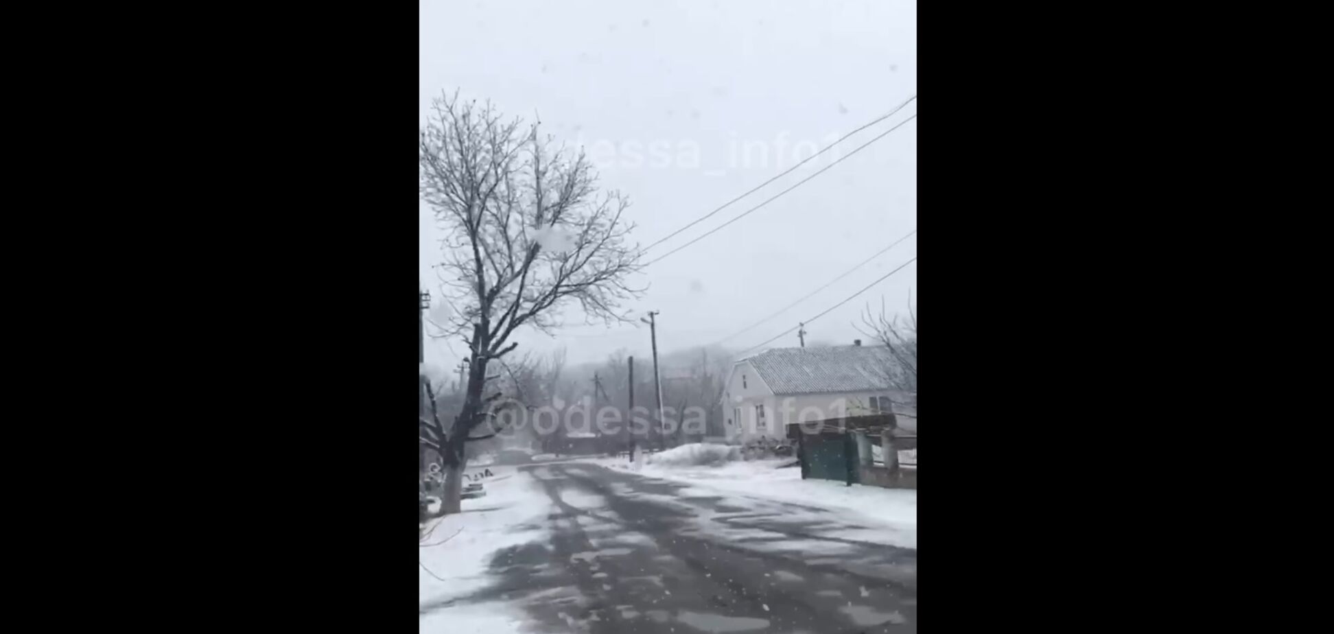 В Одесской области внезапно выпал снег (скрин)