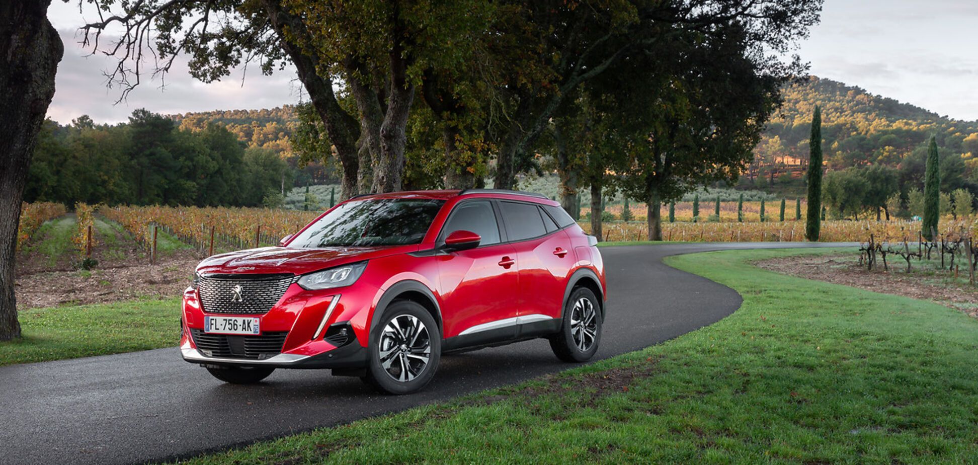 На украинском рынке появился самый ожидаемый кроссовер Peugeot