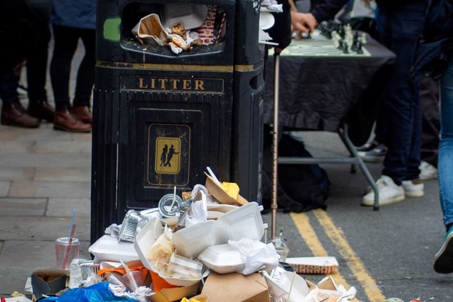 У Британії запропонували ввести величезні штрафи за сміття на вулицях