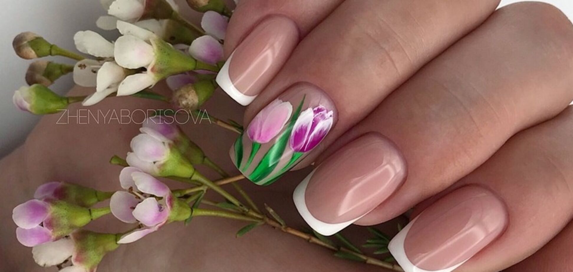 Гілочки, троянди, тюльпани: найкращий манікюр на 8 березня