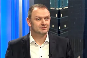 ДЕ І ЯК БЕЗПЕЧНО ПОЗИЧИТИ ГРОШІ В УКРАЇНІ?