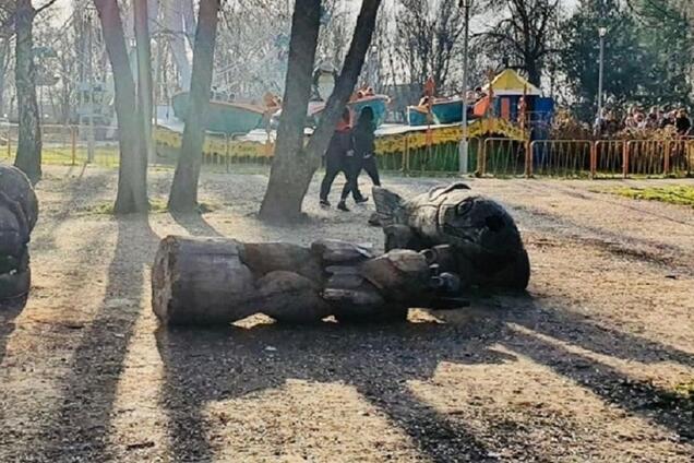 Статуя убила девочку в Запорожье: местные жители подняли бунт