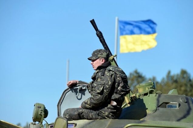 Українські військовослужбовці продовжать відповідати на атаки терористів