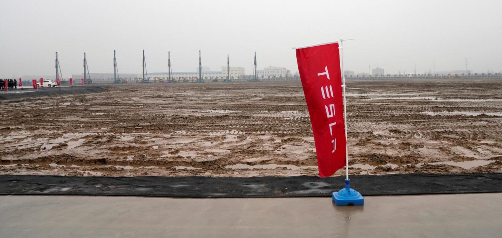 Tesla построит в США завод по производству Cybertruck: что известно