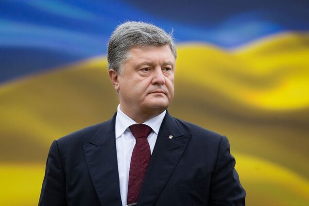 Порошенко: закон про мову не потребує ревізії