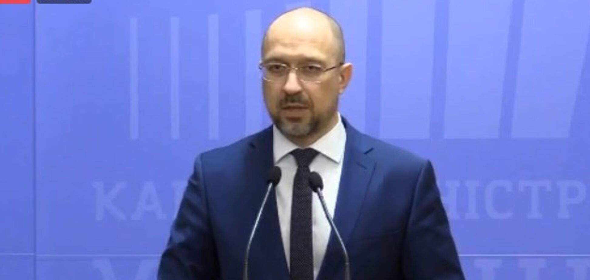 Украина закрывает почти 200 пунктов пропуска из-за коронавируса