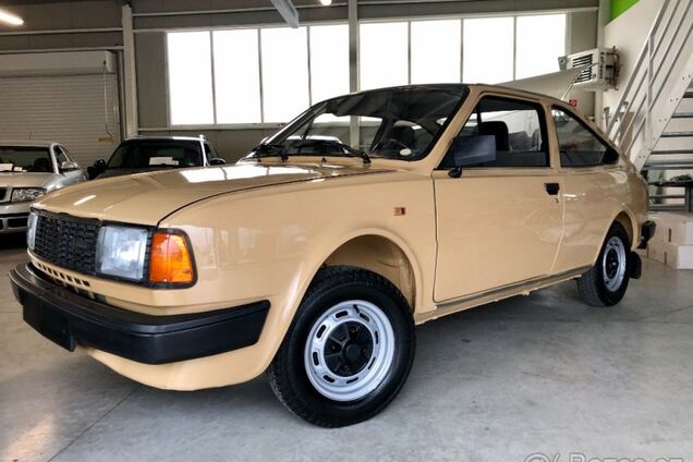 35 років і в ідеалі: продається дивовижна вживана Skoda Rapid