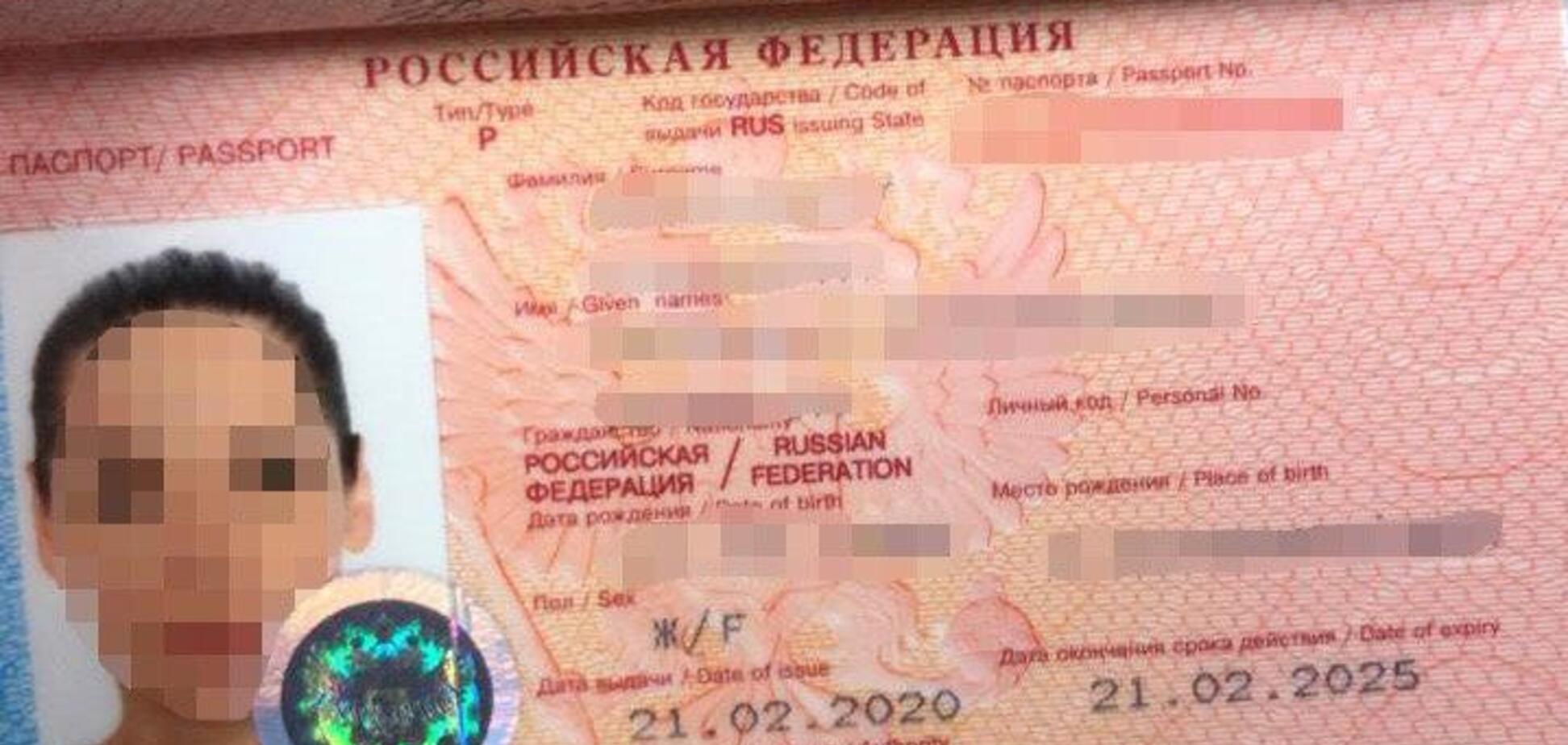 Блогерку Наталю Краснову не пустили до України. Фото й відео