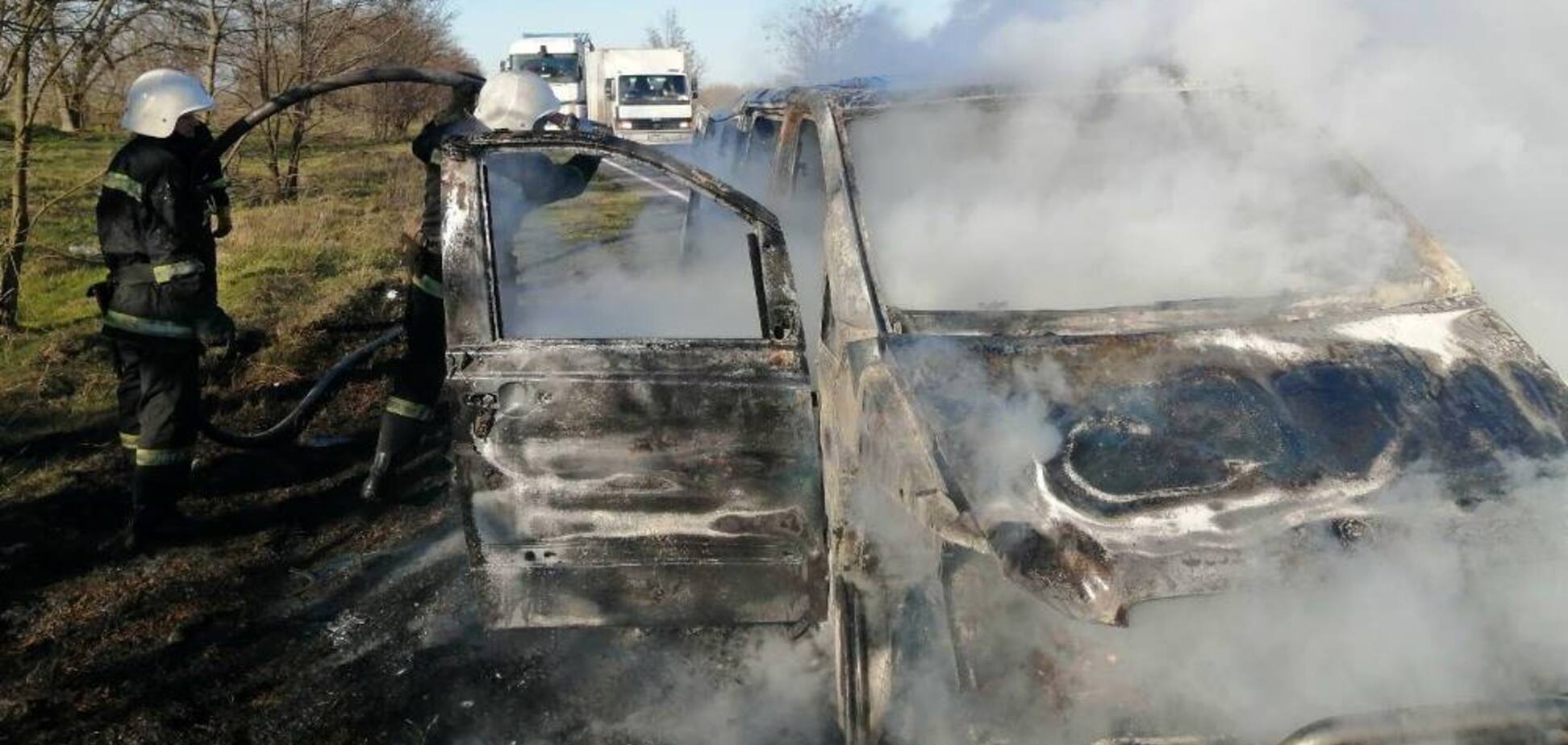 Під Одесою на ходу дотла згоріла маршрутка