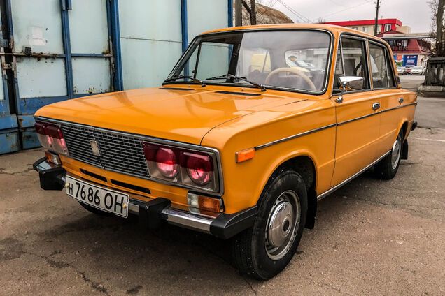 Під Львовом знайшли ідеальну ВАЗ-2106 із мінімальним пробігом