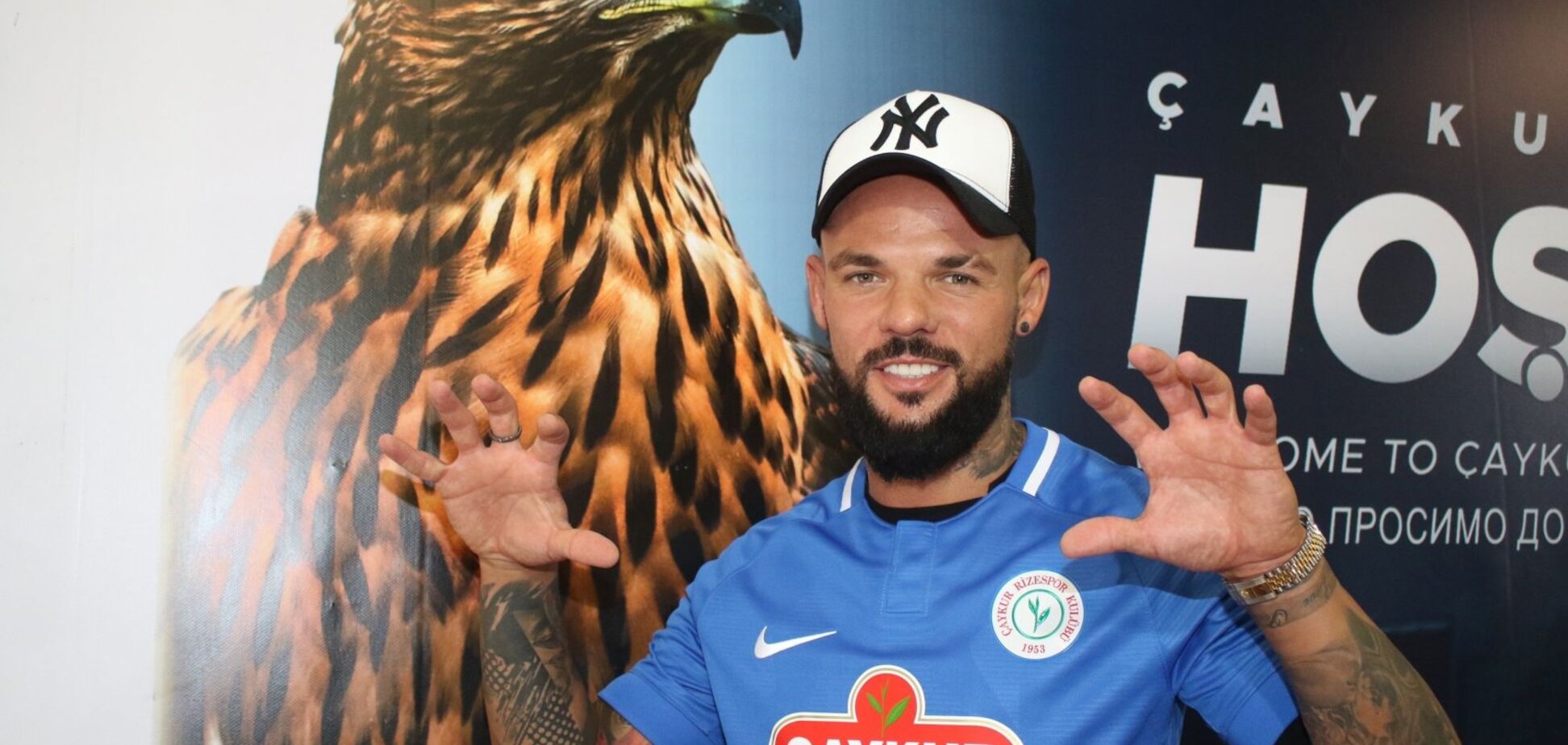 Экс-капитана 'Динамо' удалили в Турции за фол на скандальном легионере 'бело-синих'