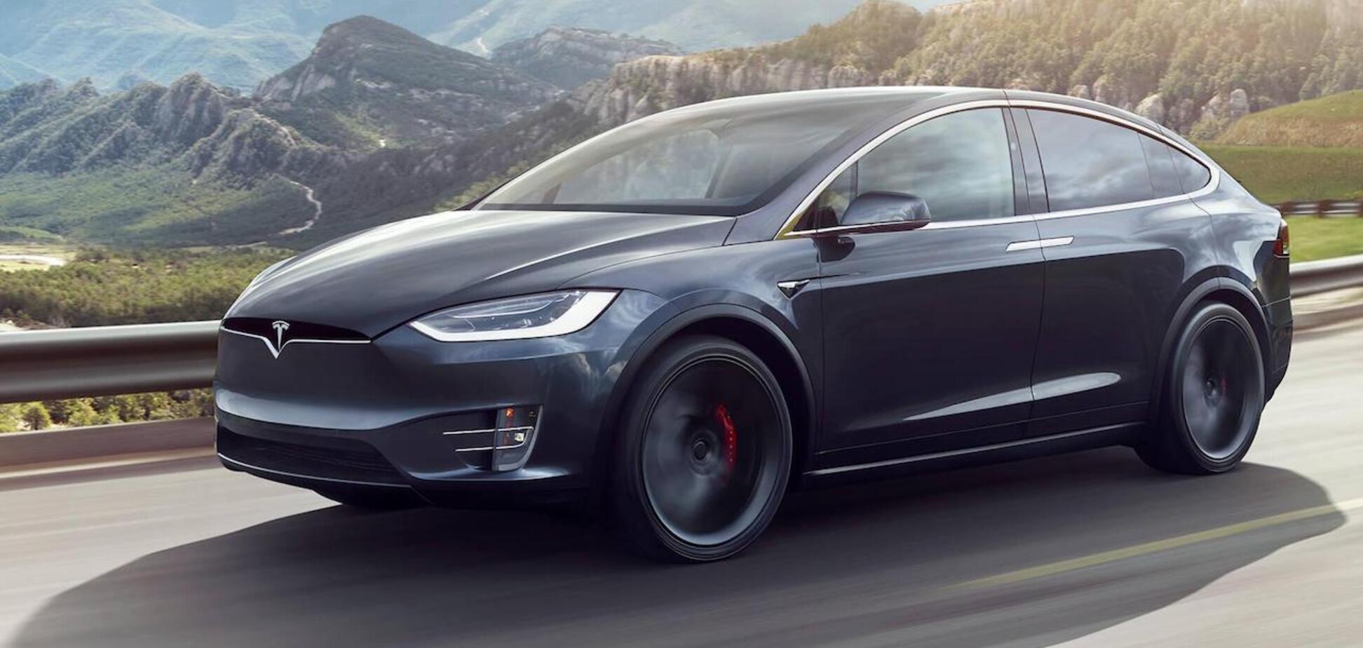 В США появились первые электрические кроссоверы Tesla Model Y