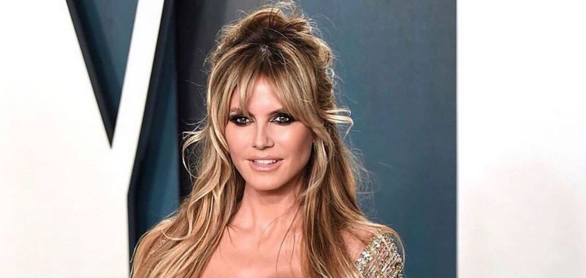 У популярной в мире модели заподозрили коронавирус