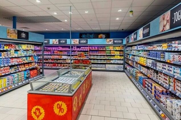 Мир меняется на глазах: в Чехии закрыты все магазины