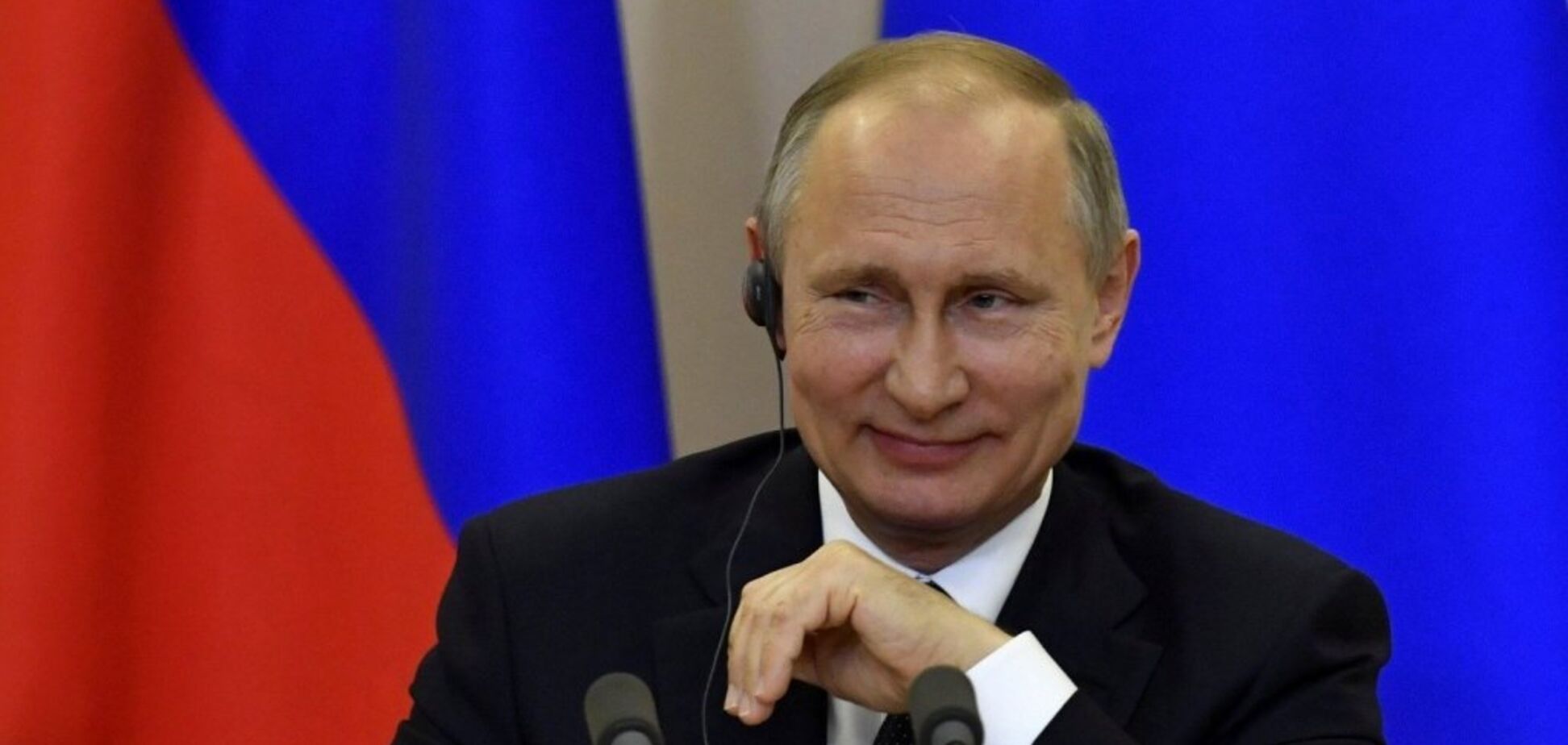 Путин подписал скандальный законопроект о поправках в Конституцию
