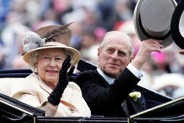Елизавета II и ее супруг принц Филипп