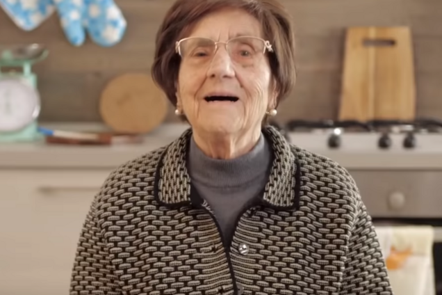 Итальянская бабушка порвала сеть видео с советами против коронавируса