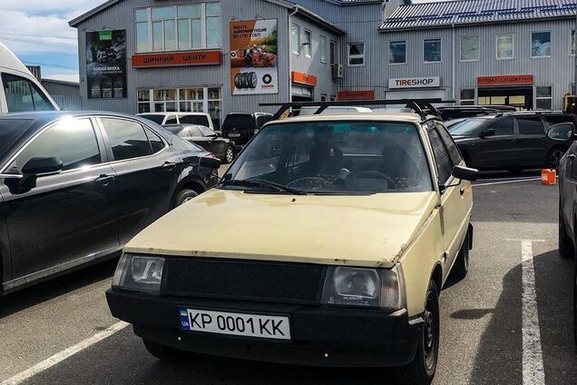 Дороже самого авто: на ЗАЗ Таврия заметили крутые номера