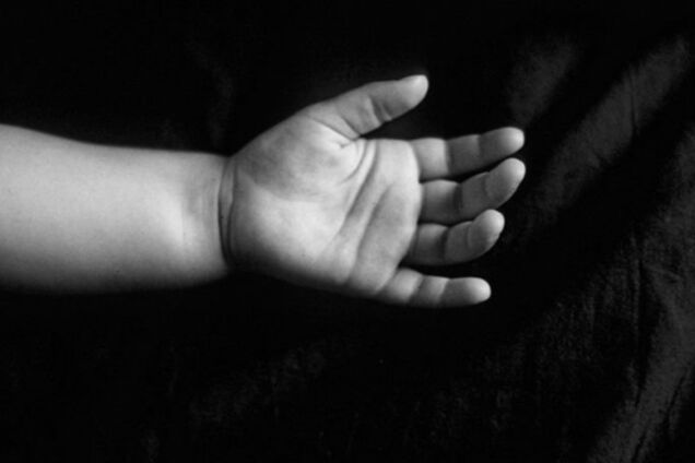 На Черкасщине в доме нашли тела троих детей и повешенного мужчину